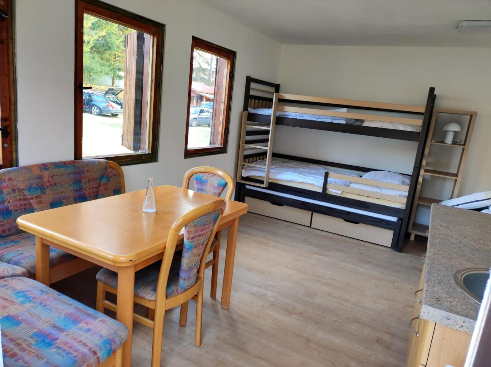 Lesní chaty Hogo Fogo Kytlice Habitación foto
