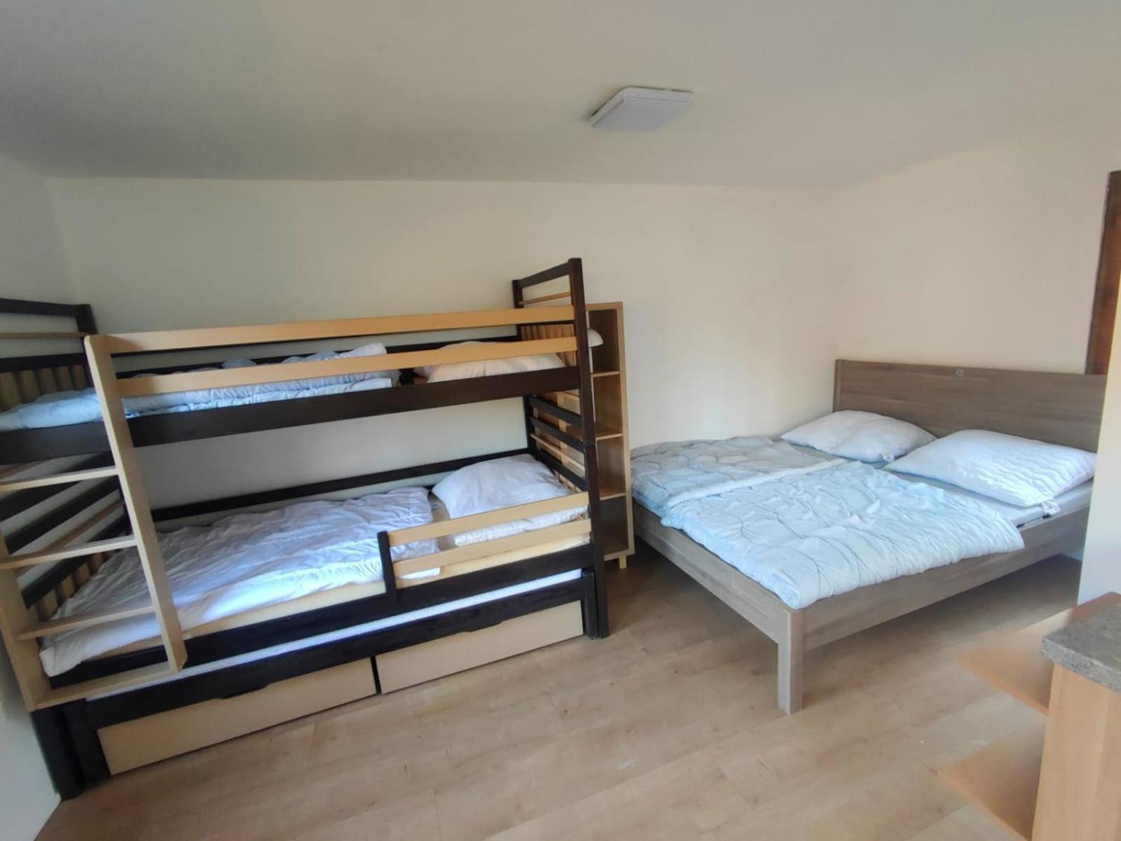 Lesní chaty Hogo Fogo Kytlice Habitación foto